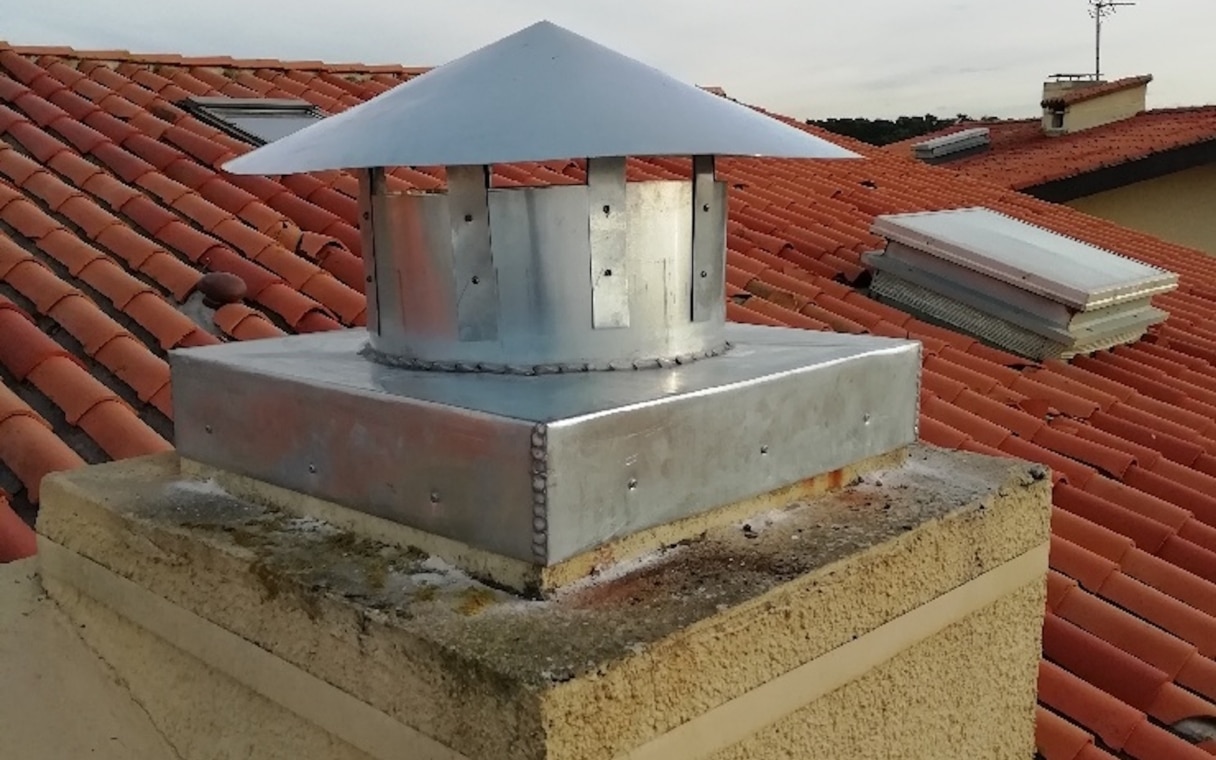 fabrication et pose de chapeau chinoi pour ventilation 2 seignosse le penon 1